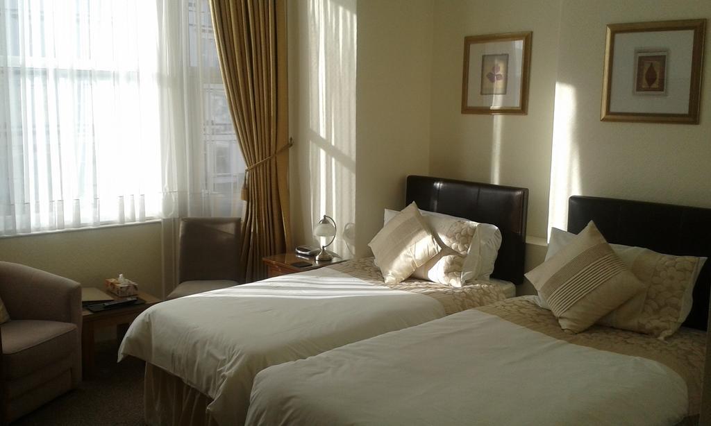 Cedar Lodge Llandudno Bilik gambar